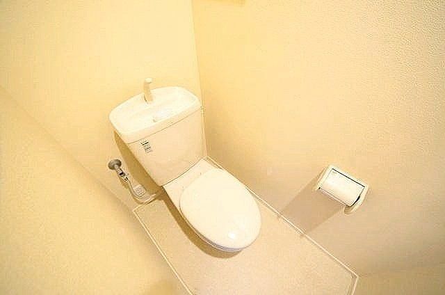 トイレ　お部屋探しは株式会社　タウンハウジング　までお気軽にお問合…