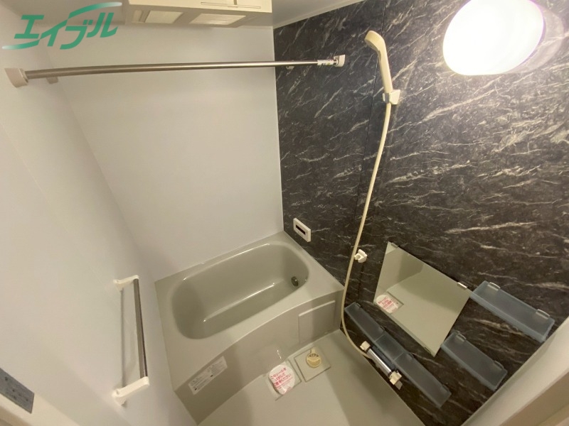 バス・シャワールーム　同物件別室画像