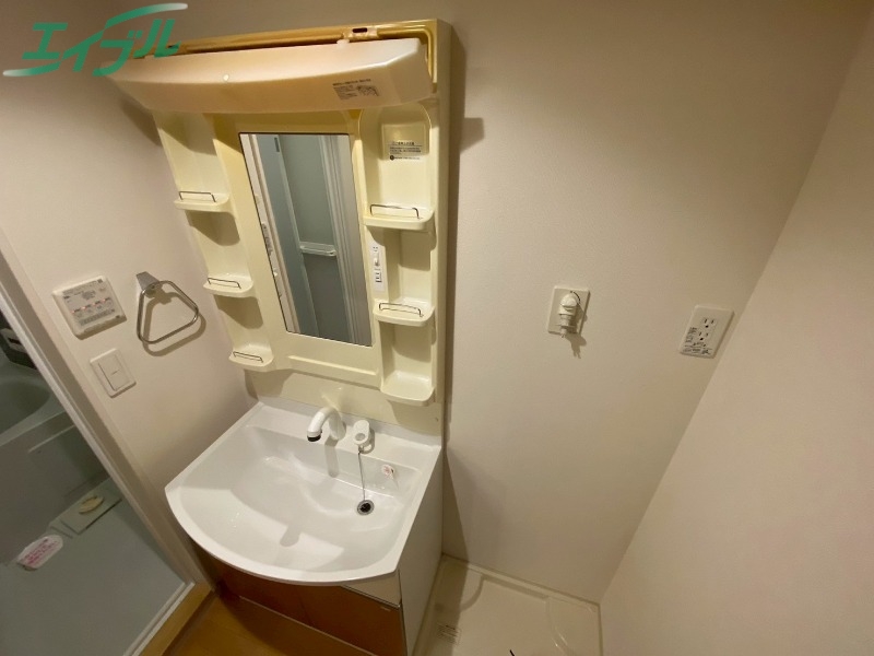 洗面設備　同物件別室画像