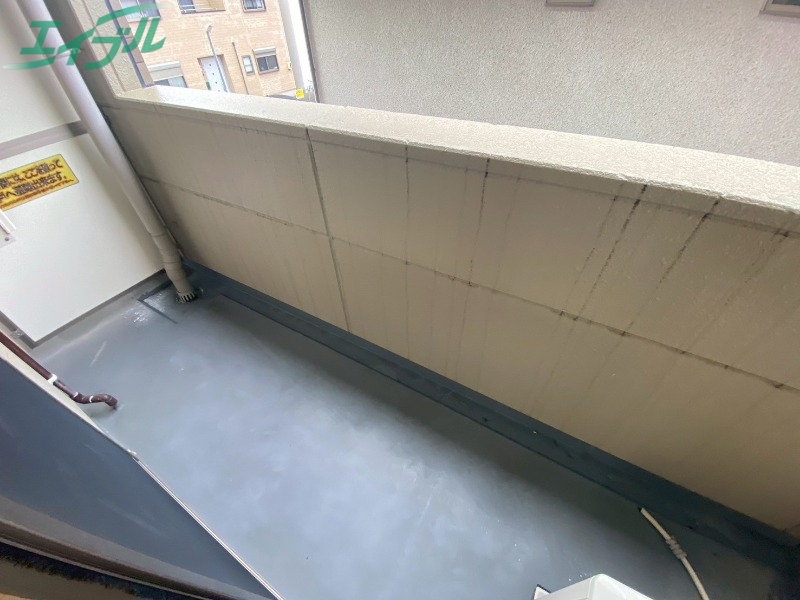 バルコニー　同物件別室画像