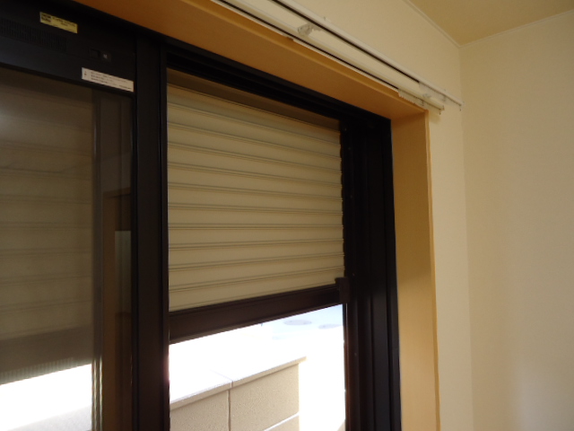 セキュリティ　雨戸シャッター