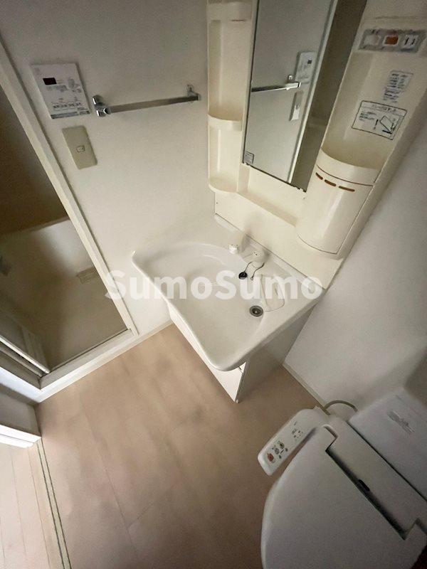 洗面設備　使いやすい洗面所です