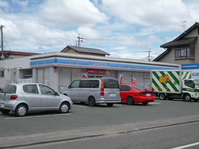 コンビニ　ローソン（コンビニ）まで256m