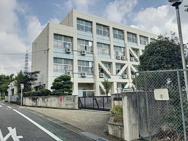 小学校　舘小学校（小学校）まで856m