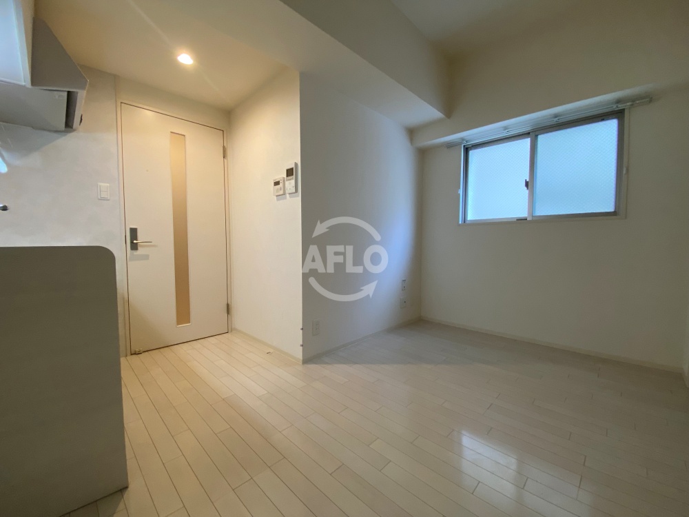 居室・リビング　リンデンプラザ心斎橋　リビング・ダイニングスペース