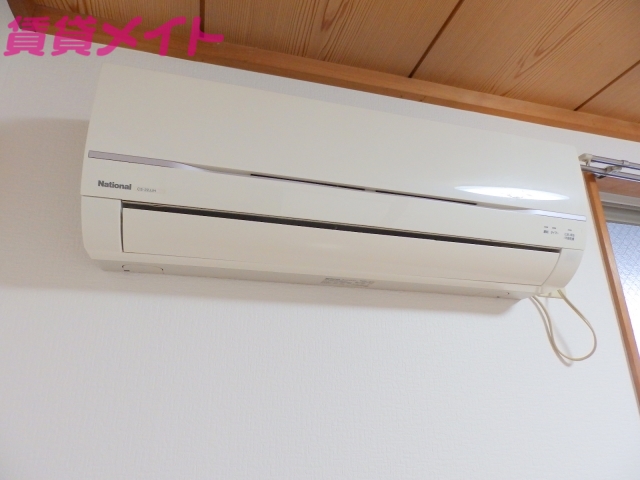 バス・シャワールーム　バスエアコン１基付き♪