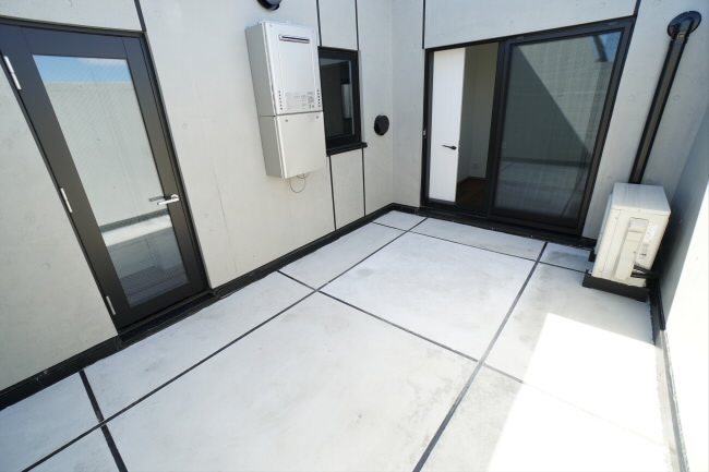 バルコニー　★お問い合わせはウインズ千歳烏山まで★