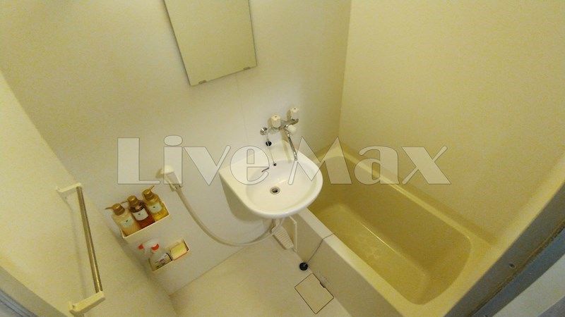 バス・シャワールーム　★☆家具家電付きマンション☆★家具家電撤去も可能です♪