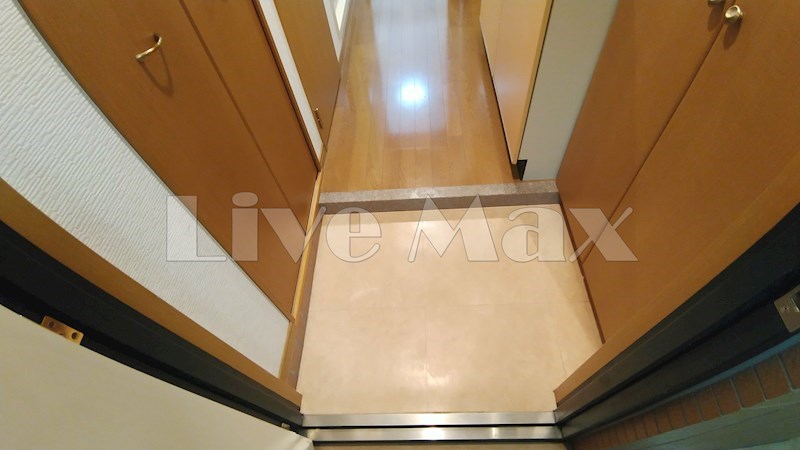 玄関　★☆家具家電付きマンション☆★家具家電撤去も可能です♪