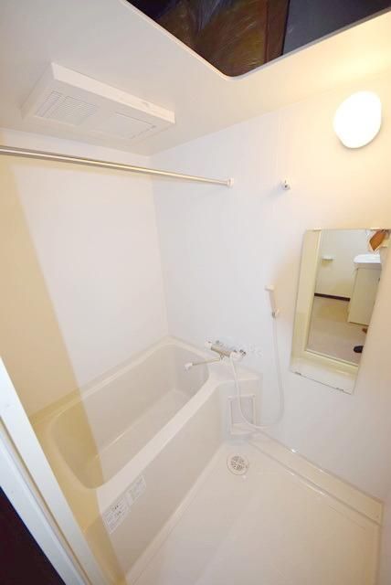 バス・シャワールーム　★★浴室暖房乾燥機付き★★