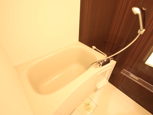 バス・シャワールーム　※別室の参考写真の為、現況優先です。