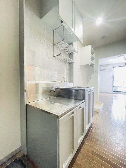 キッチン　※２０２号室参考写真