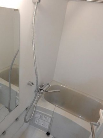 バス・シャワールーム　バスルーム