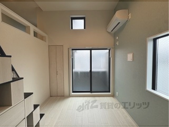 居室・リビング　洋室