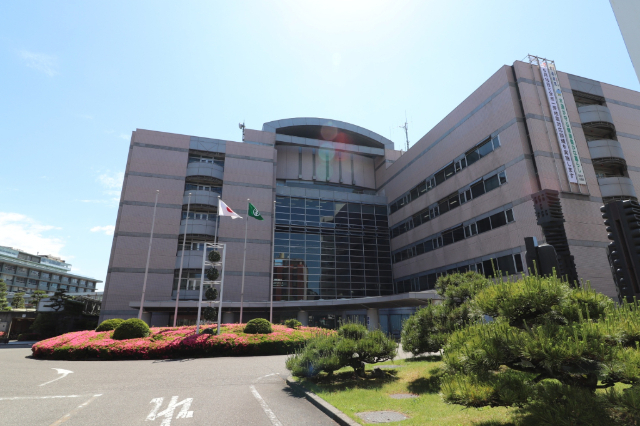 役所　新潟市役所（役所）まで2100m