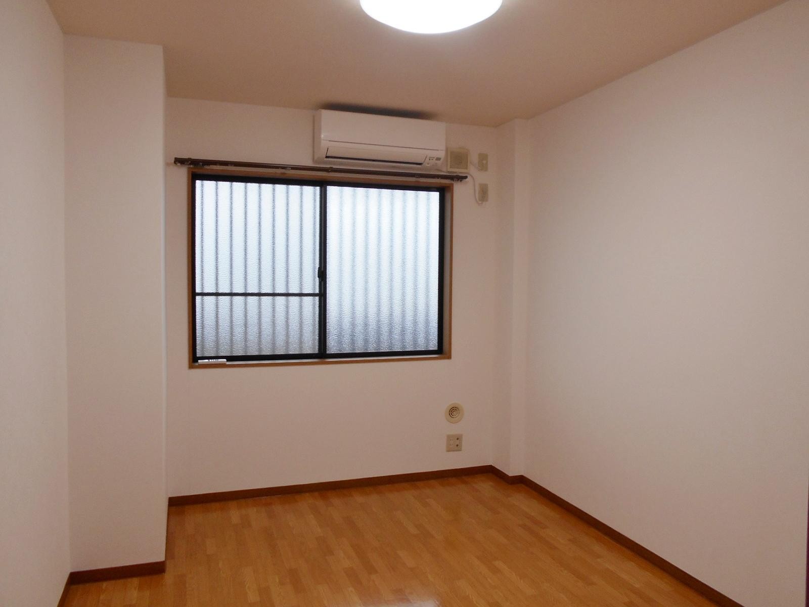 その他部屋・スペース　寝室にピッタリの洋室です☆