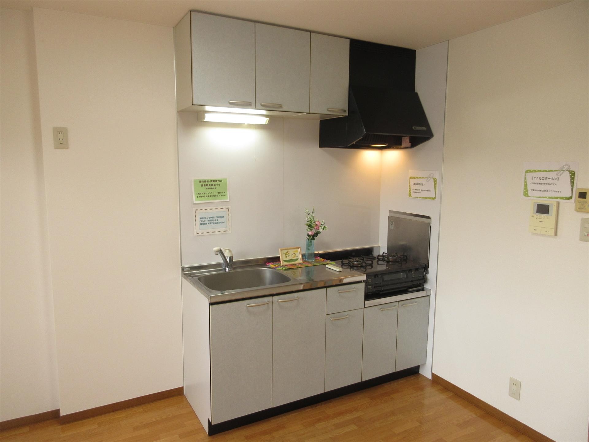 キッチン　キッチンにはコンロが付いています☆