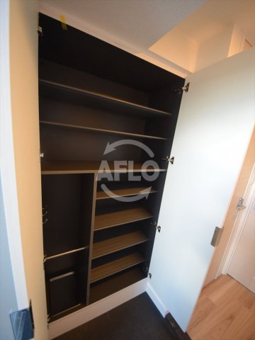 収納　プレサンス難波クチュール　シューズボックス