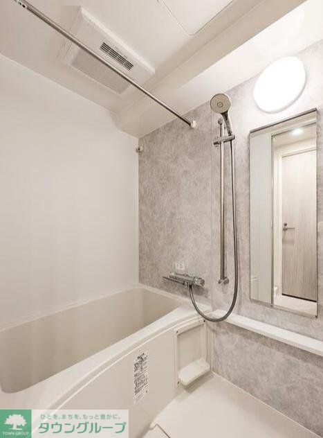 バス・シャワールーム　バス