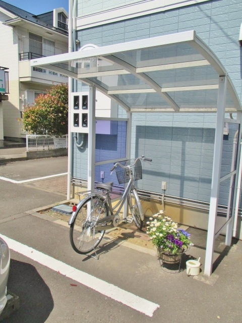 その他共有部分　敷地内に駐輪場あります！