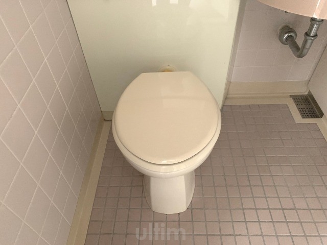 トイレ　別の部屋の写真