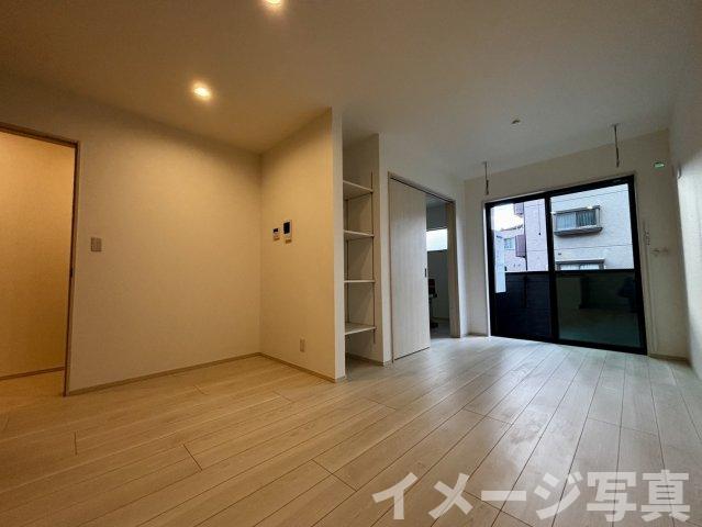 居室・リビング　※同タイプ写真