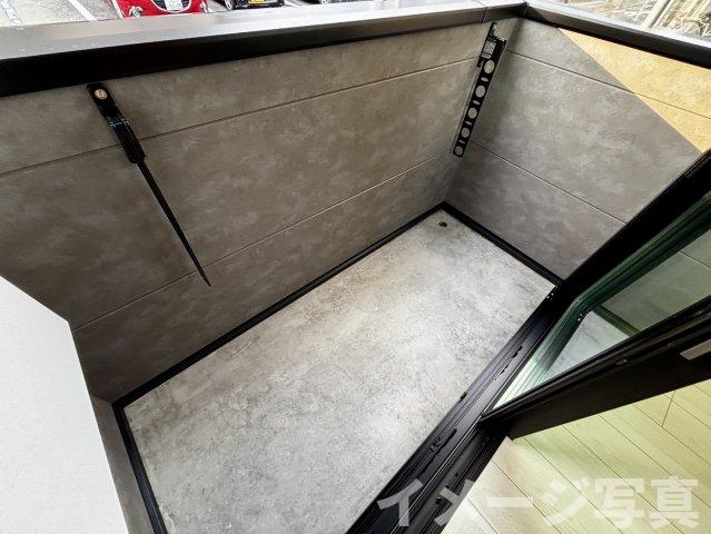 バルコニー　※同タイプ写真