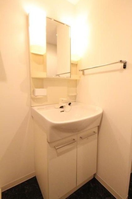 洗面設備　独立洗面台