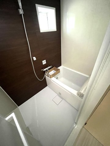 バス・シャワールーム　お風呂で日々の疲れを落としましょう