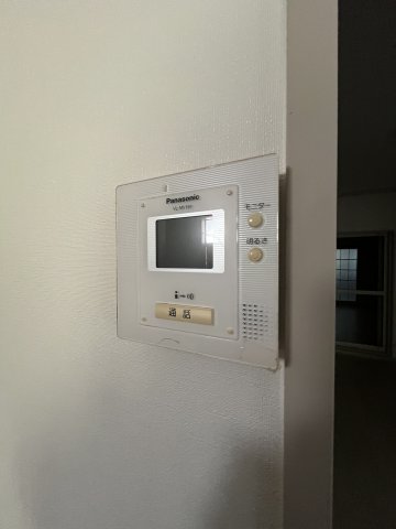 セキュリティ　安心のモニター付インターホン