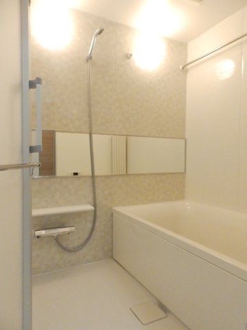 バス・シャワールーム　浴室