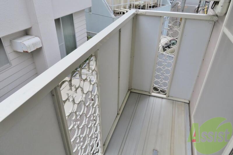 バルコニー　陽当たりのいいバルコニーでお洗濯物がはかどりそうです