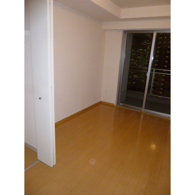 居室・リビング　※反転タイプの写真を使用しています。