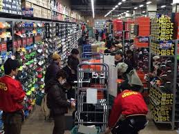 ショッピングセンター　スポーツデポ南流山店（ショッピングセンター）まで837m