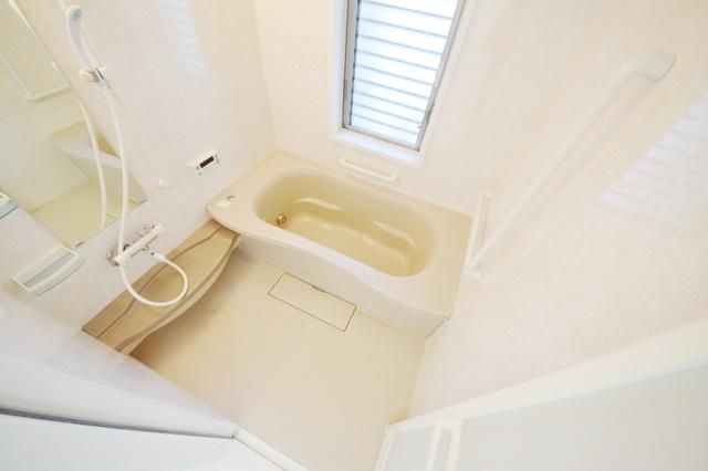 バス・シャワールーム　★お風呂で一日の疲れを癒してください★