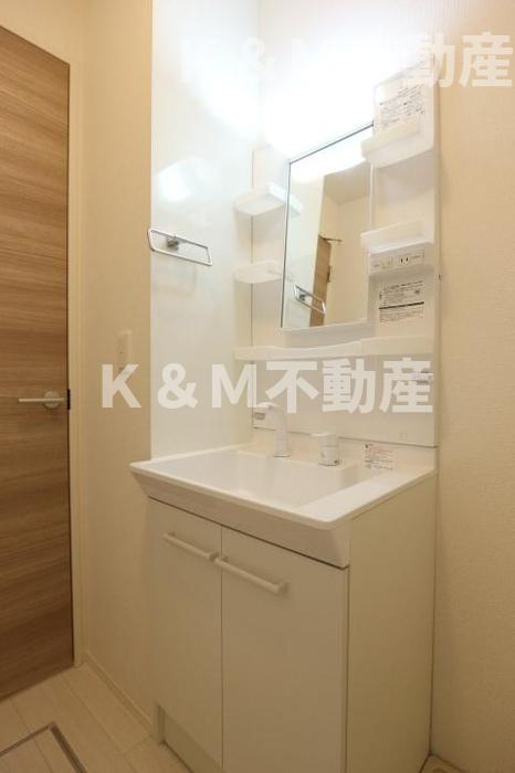 洗面設備　忙しい朝には欠かせない洗面所です