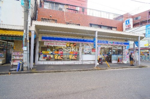 コンビニ　ローソン LAWSON＋スリーエフ生麦駅前店（コンビニ）まで69m