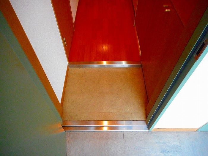 玄関　参考写真