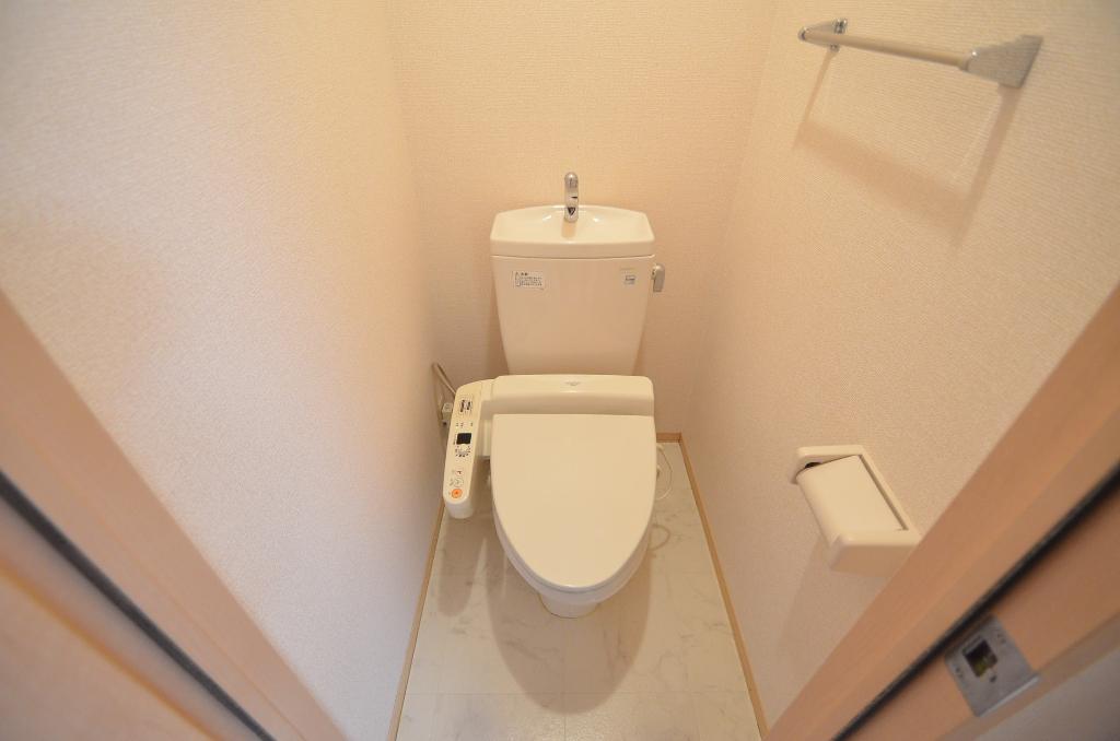 トイレ　シャワー付トイレ