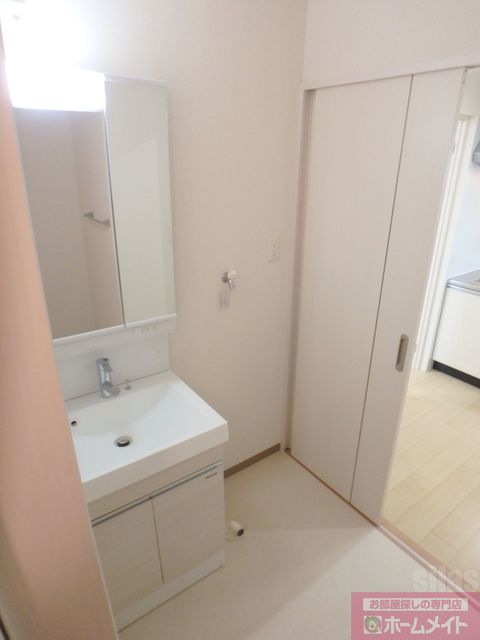 洗面設備　同メーカー施工例。