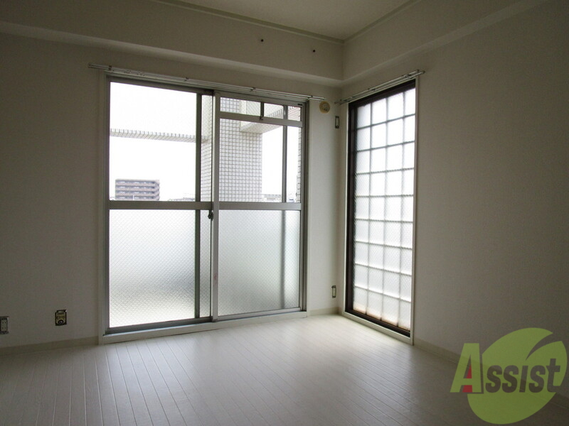 居室・リビング　南向きで明るいです