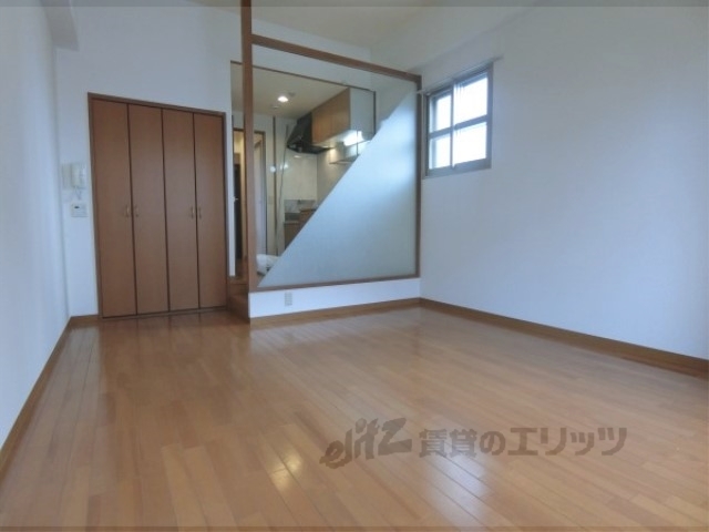 居室・リビング　洋室