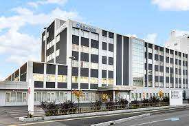 病院　社会医療法人鳩仁会札幌中央病院（病院）まで377m