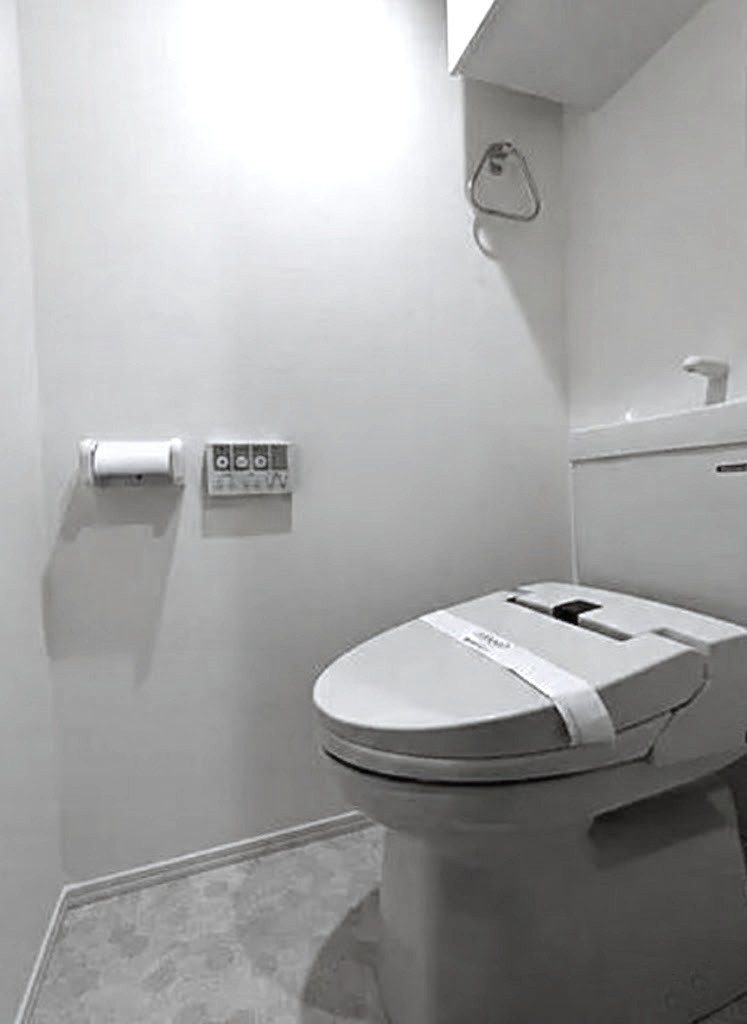 トイレ　トイレ