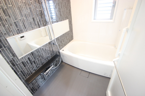 バス・シャワールーム　※別室の写真です