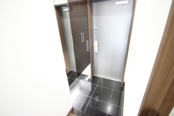 玄関　※別室の写真です