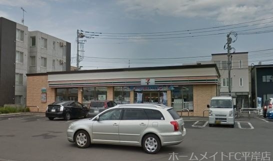 コンビニ　セブンイレブン札幌美園10条店（コンビニ）まで180m