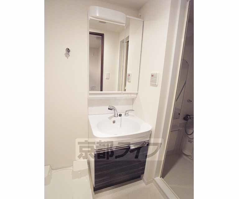 洗面設備　シャンプードレッサーです。