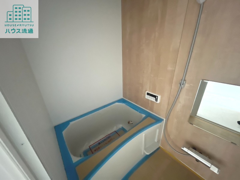 バス・シャワールーム　※同タイプ別号室のお写真です