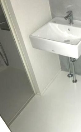 洗面設備　※同仕様写真含む